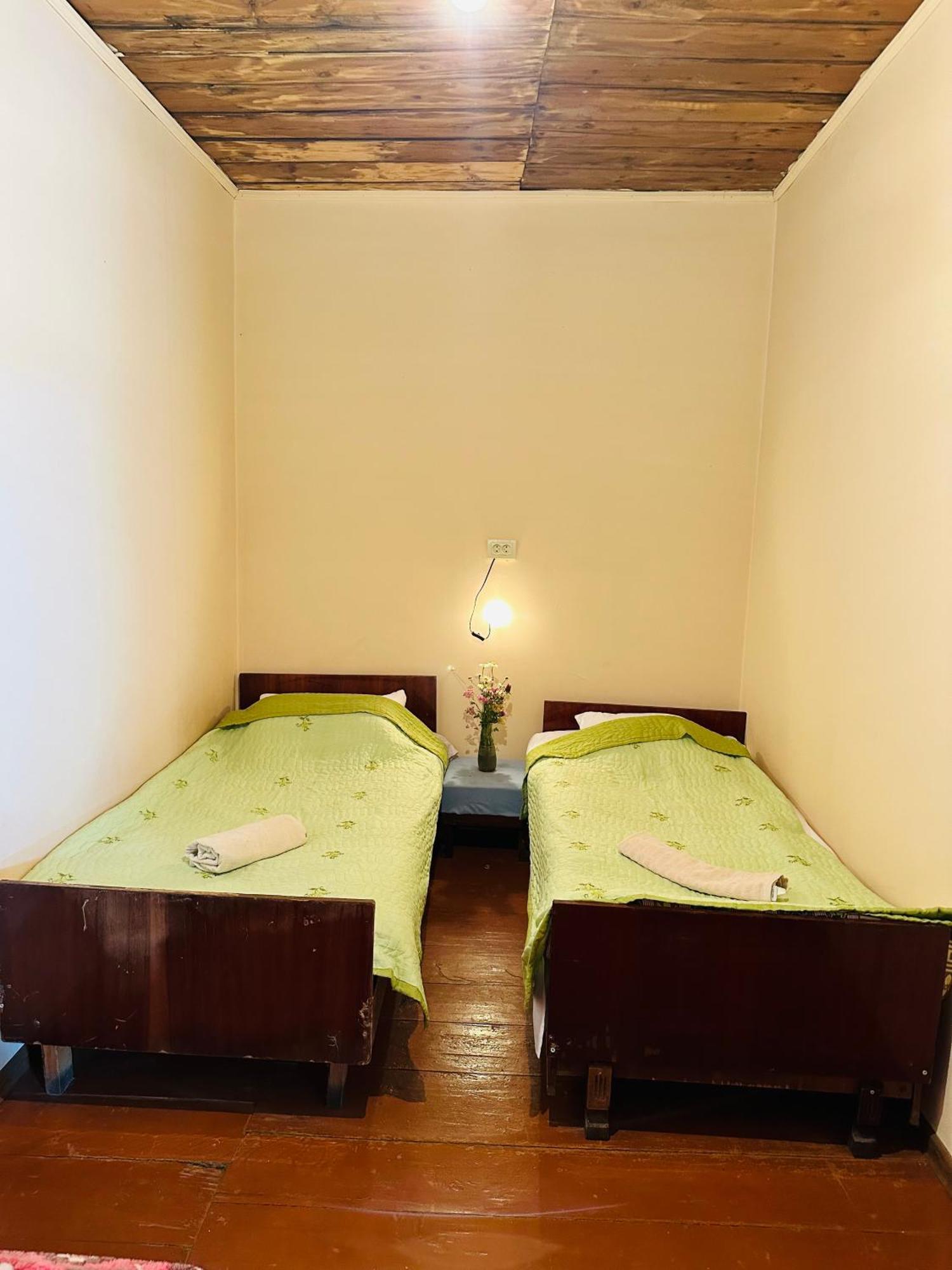 Tamazi Guest House Adishi Bagian luar foto